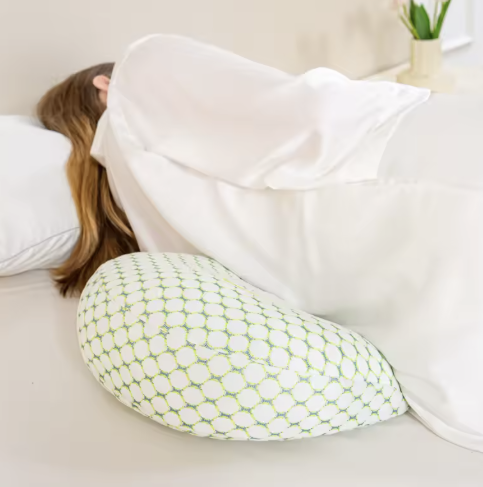 The Happy Mama 3D Cloud Full-Body Support Pillow